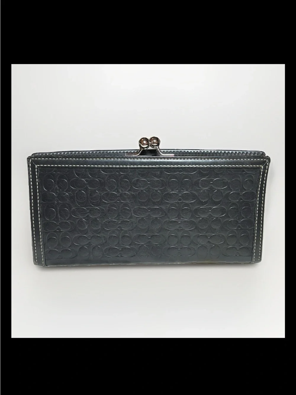 Coach Black Kisslock Wristlet/Clutch Embossed Leather, VINTAGE 2004 Style:#40034